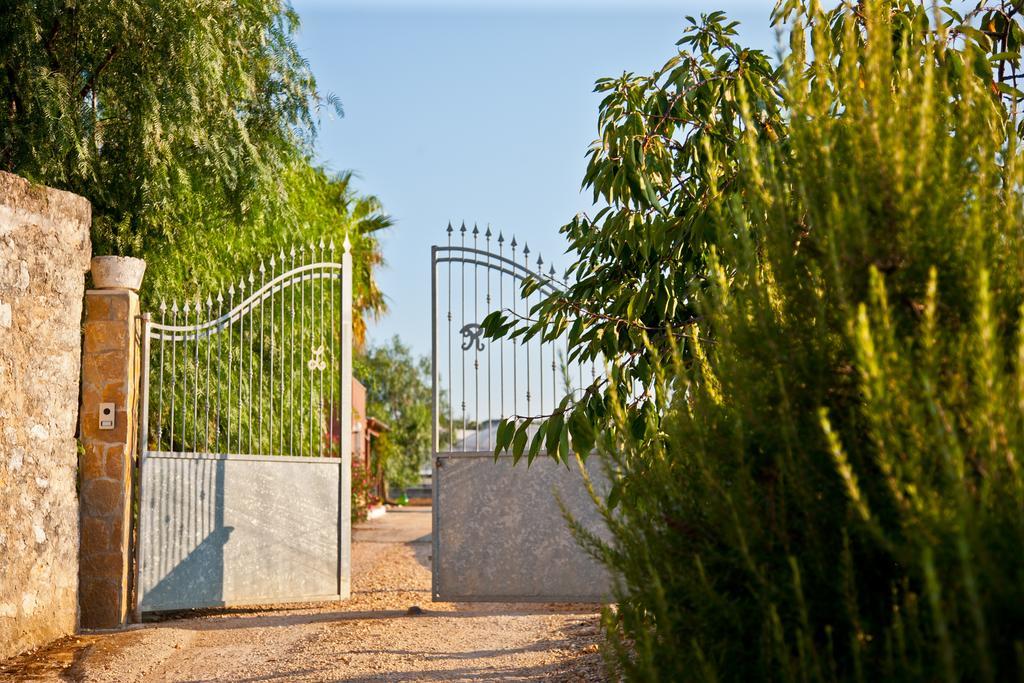 Villa Rosalba Полиньяно-а-Маре Экстерьер фото